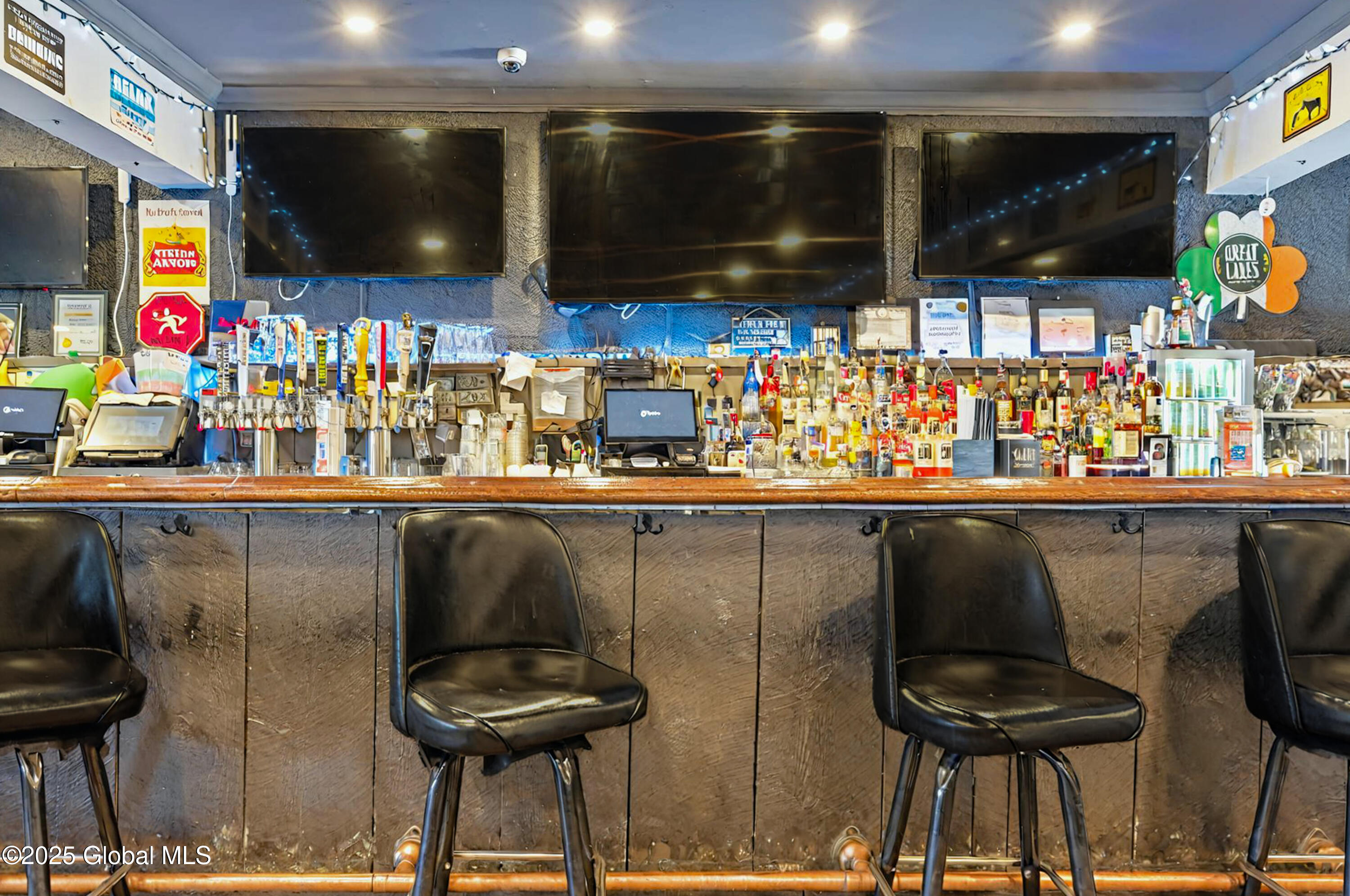 327 Broadway Menands NY 12204