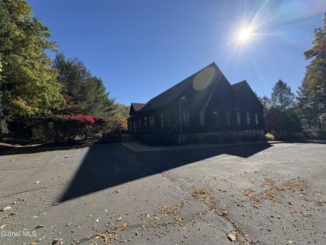 4 Chelsea Place Clifton Park NY 12065