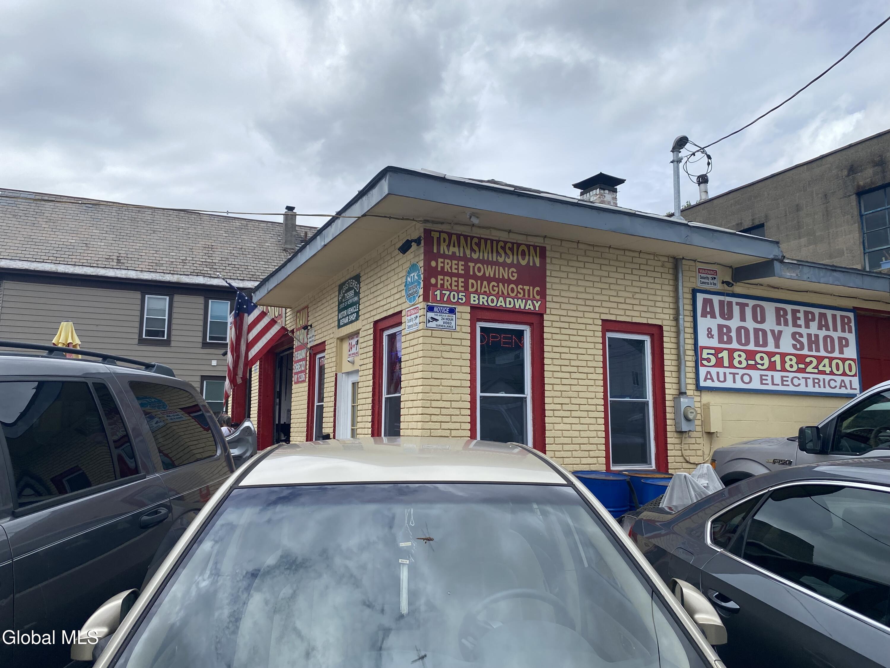 1705 Broadway Schenectady NY 12306