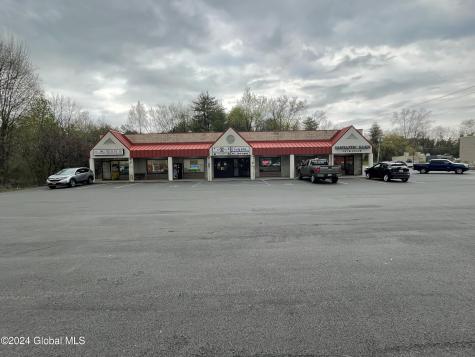 272 Saratoga Road Glenville NY 12302
