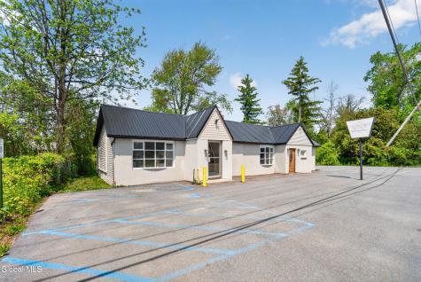 1453 Nys Rt 9p Saratoga Springs NY 12866