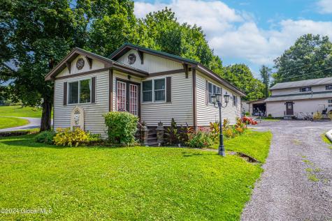 104 Lord Avenue Troy NY 12180