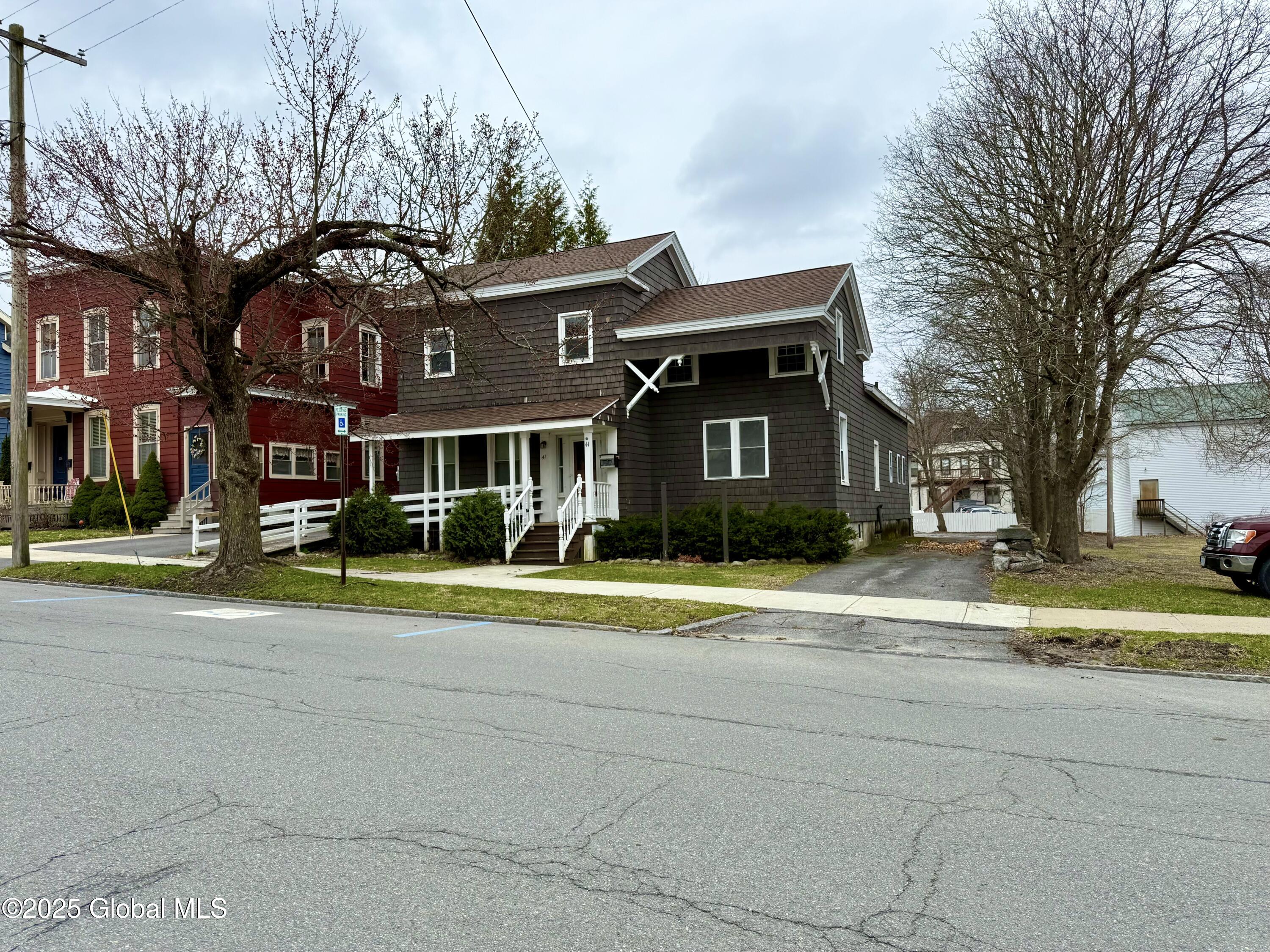 41 S Perry Street Johnstown NY 12078