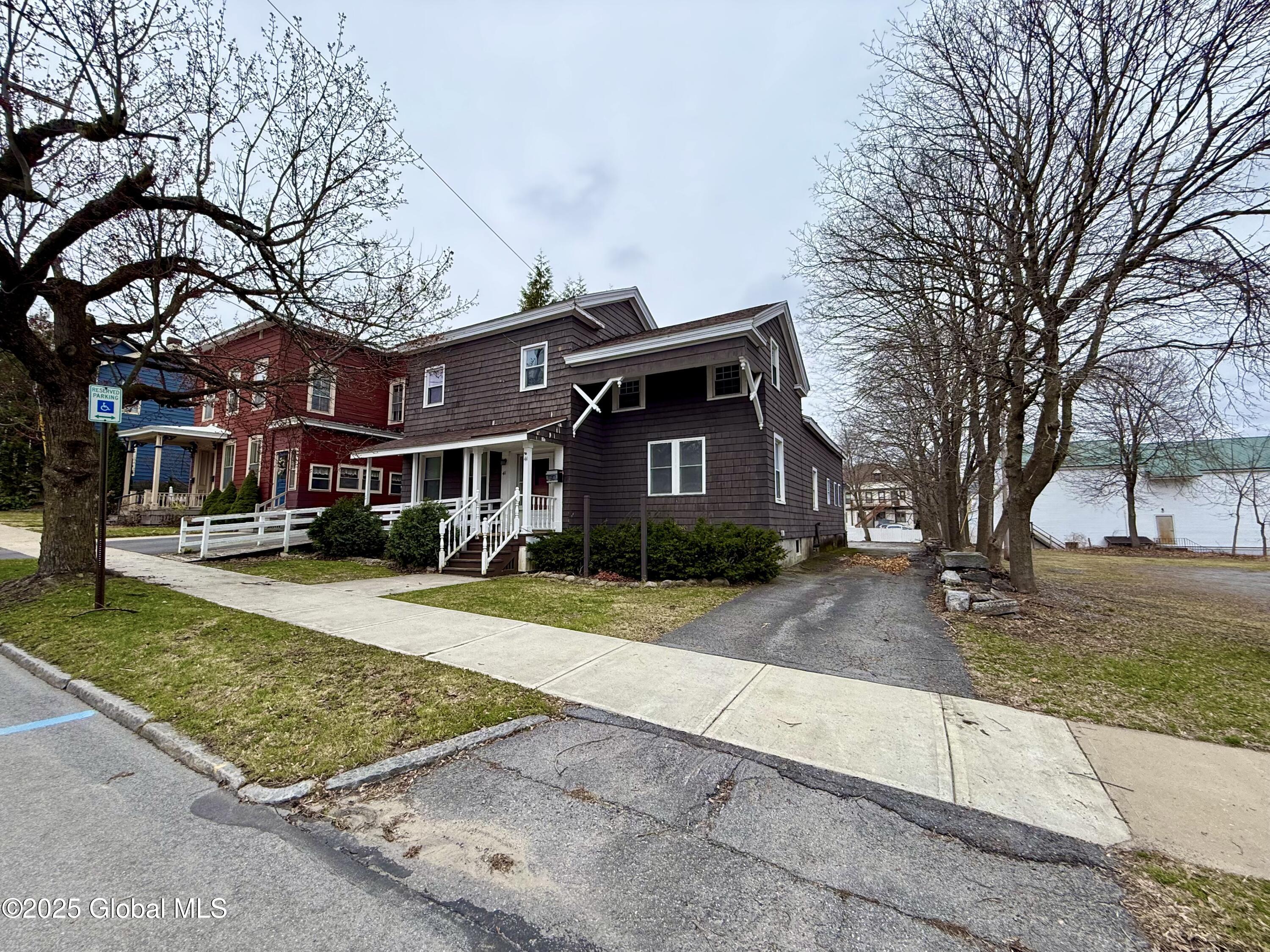41 S Perry Street Johnstown NY 12078
