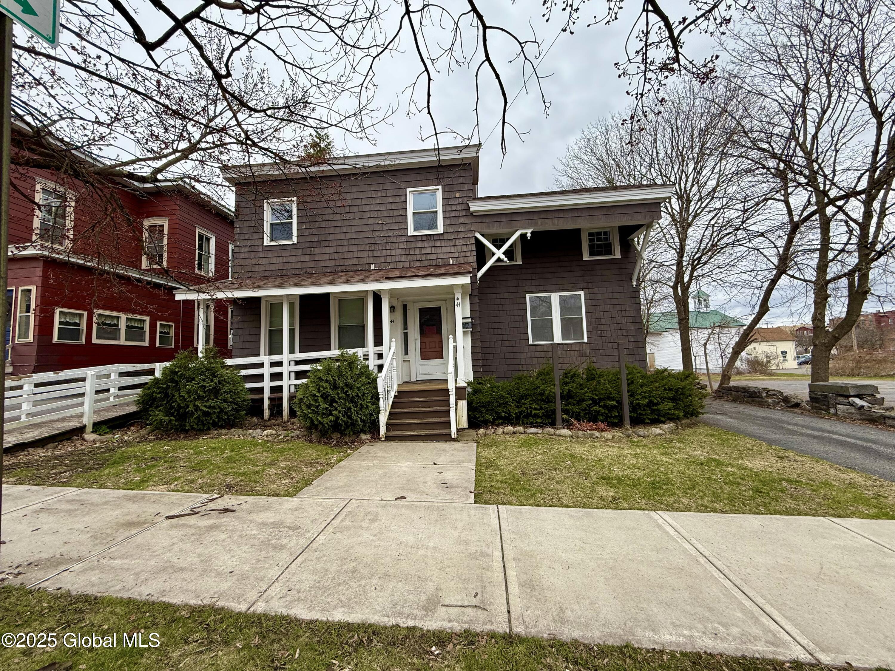41 S Perry Street Johnstown NY 12078