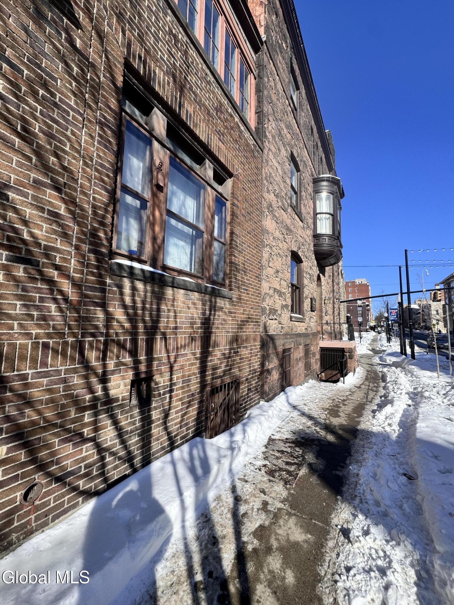 204 Lancaster Street Albany NY 12210