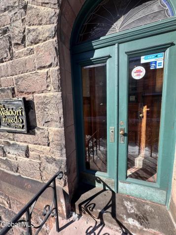 204 Lancaster Street Albany NY 12210