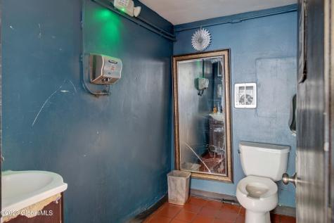 275 Lark Street Albany NY 12210