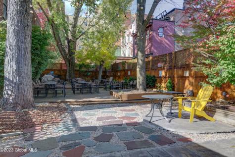 275 Lark Street Albany NY 12210