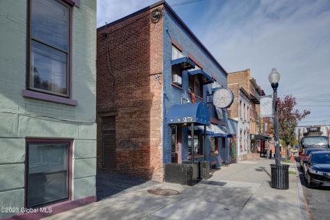 275 Lark Street Albany NY 12210