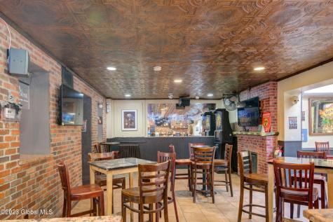 275 Lark Street Albany NY 12210