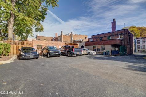 275 Lark Street Albany NY 12210