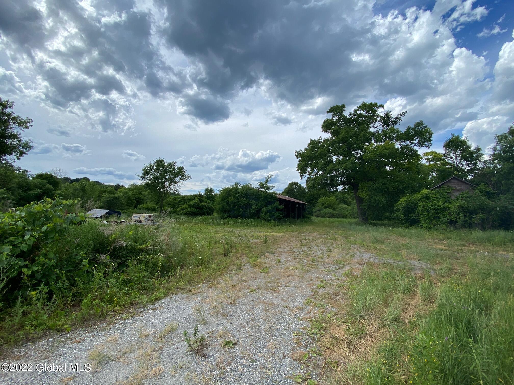 L 30.111 Newtown Road Halfmoon NY 12118