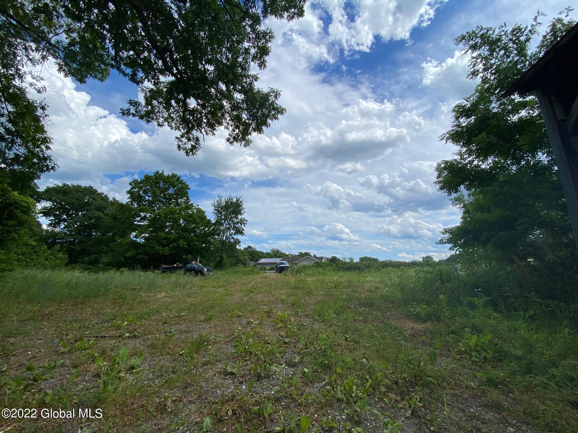 L 30.111 Newtown Road Halfmoon NY 12118