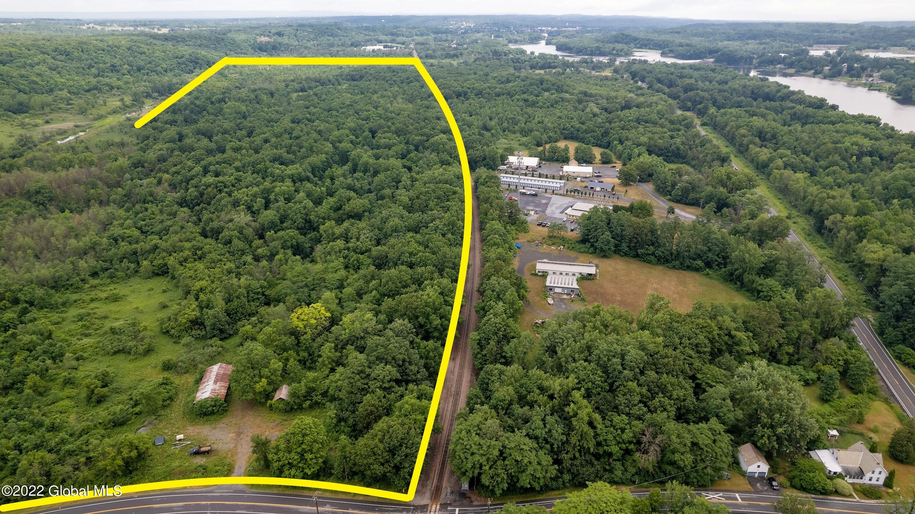 L 30.111 Newtown Road Halfmoon NY 12118