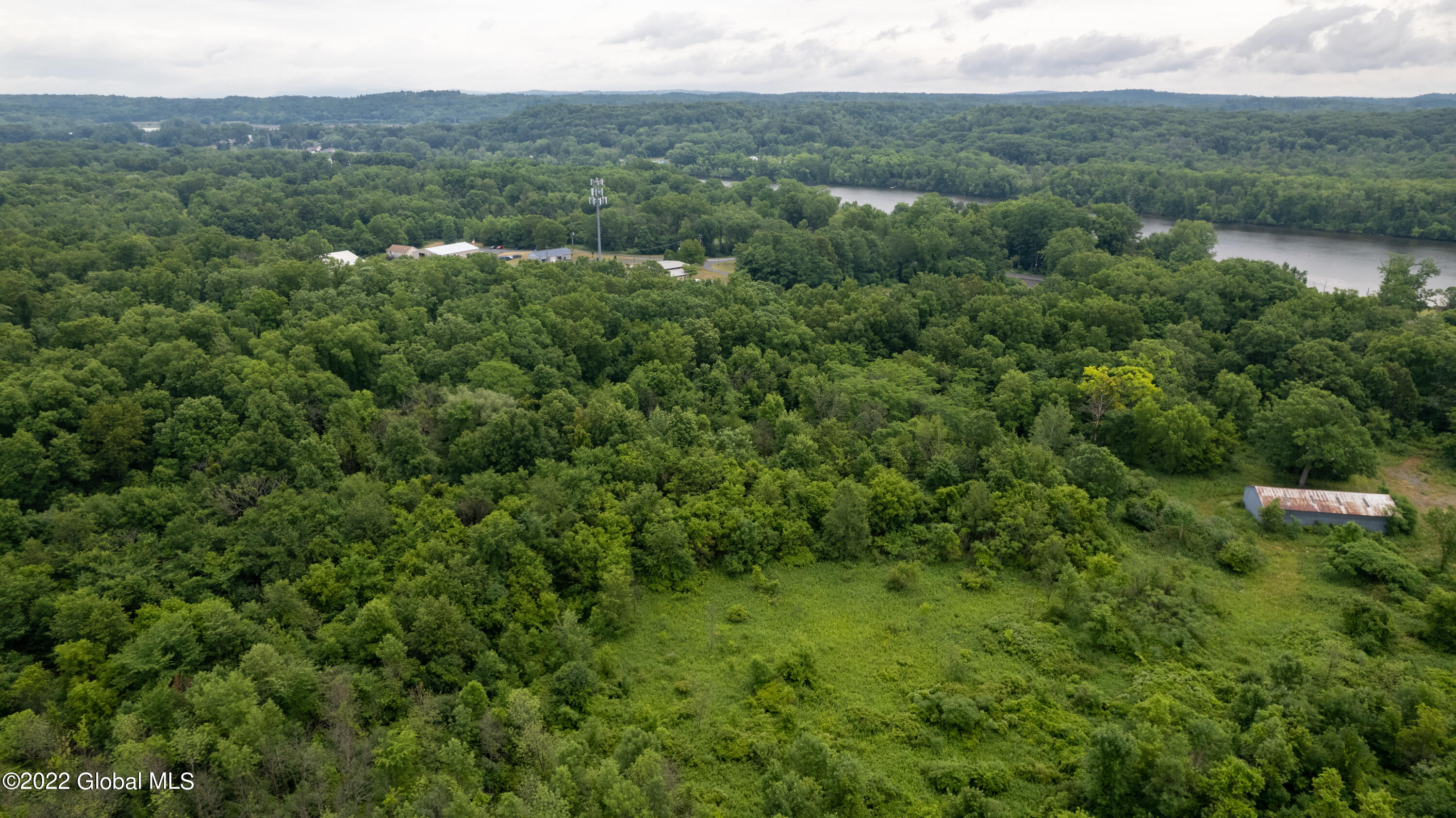 L 30.111 Newtown Road Halfmoon NY 12118