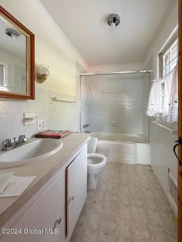 8 Delaware Avenue Silver Bay NY 12874
