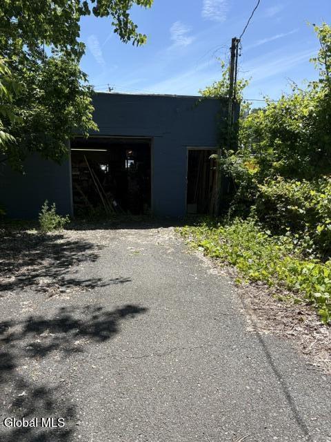 2709 6th Avenue Troy NY 12180