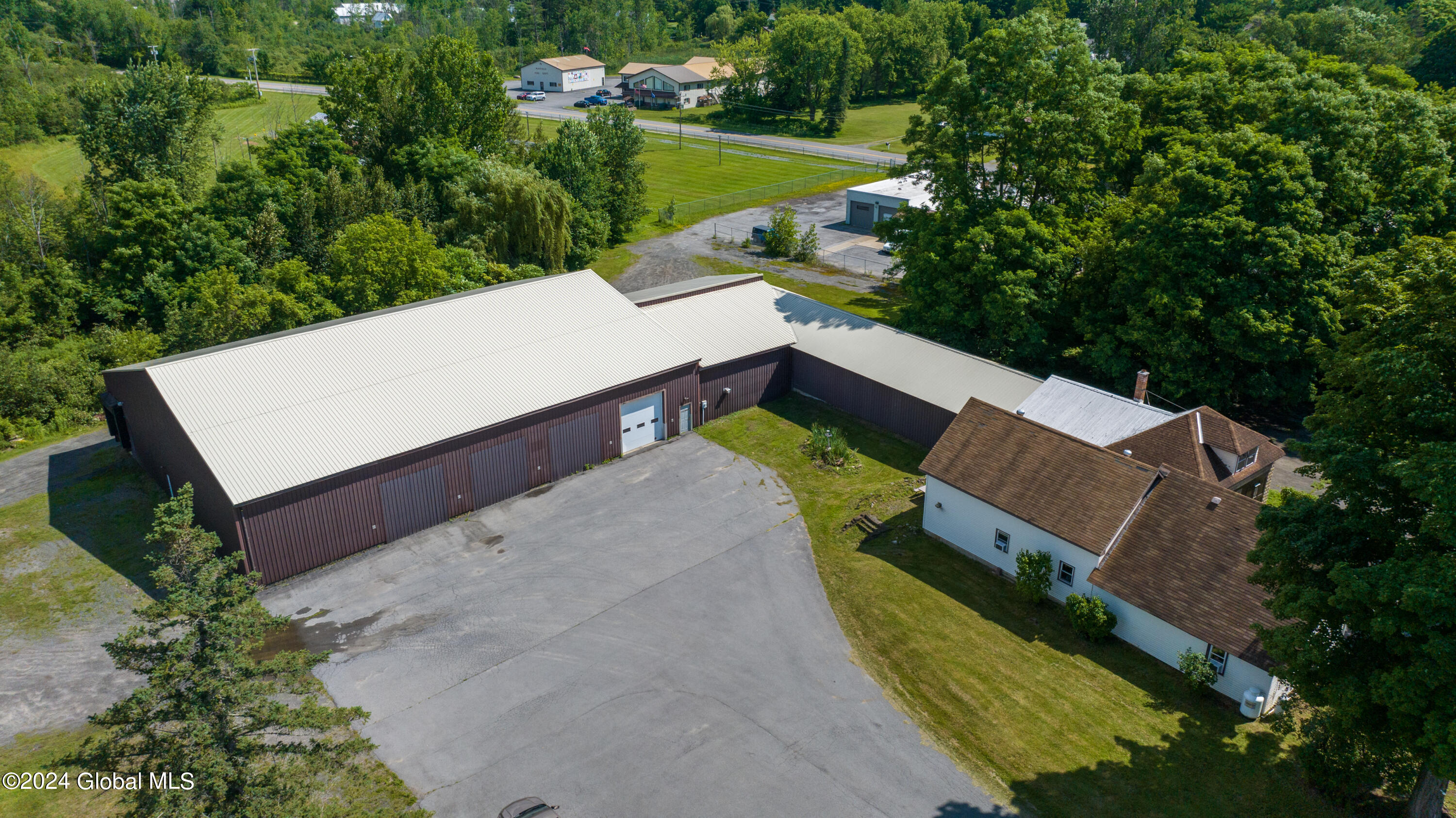 24 W Main Street Mayfield NY 12117