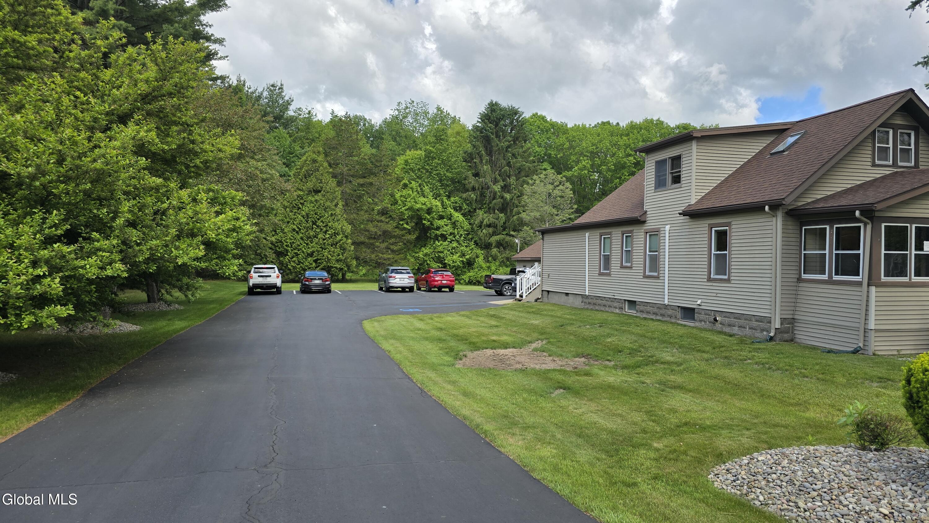 3418 Carman Road Schenectady NY 12303