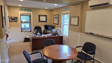 3418 Carman Road Schenectady NY 12303
