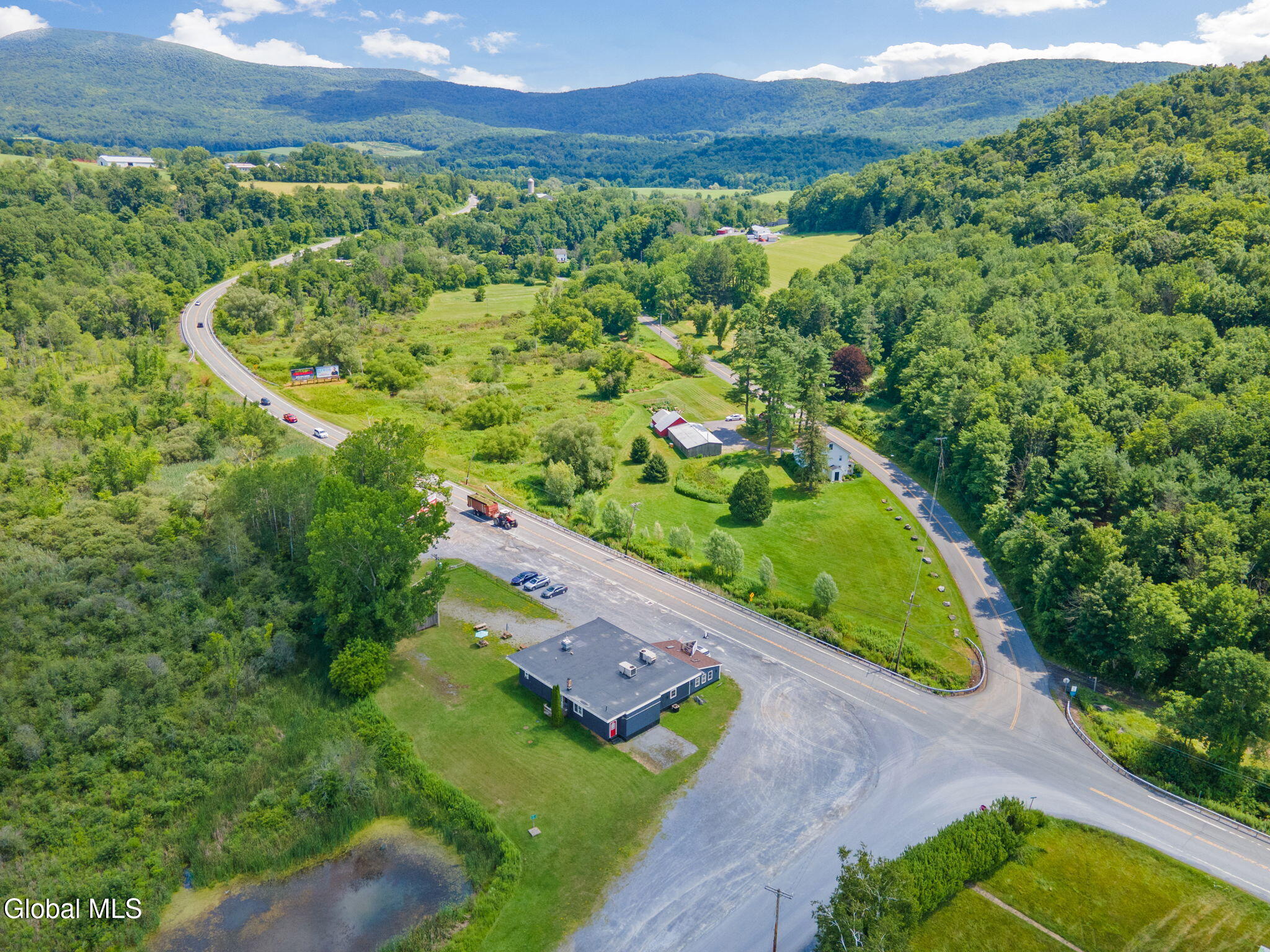5527-5531 State Route 7 Hoosick NY 12090