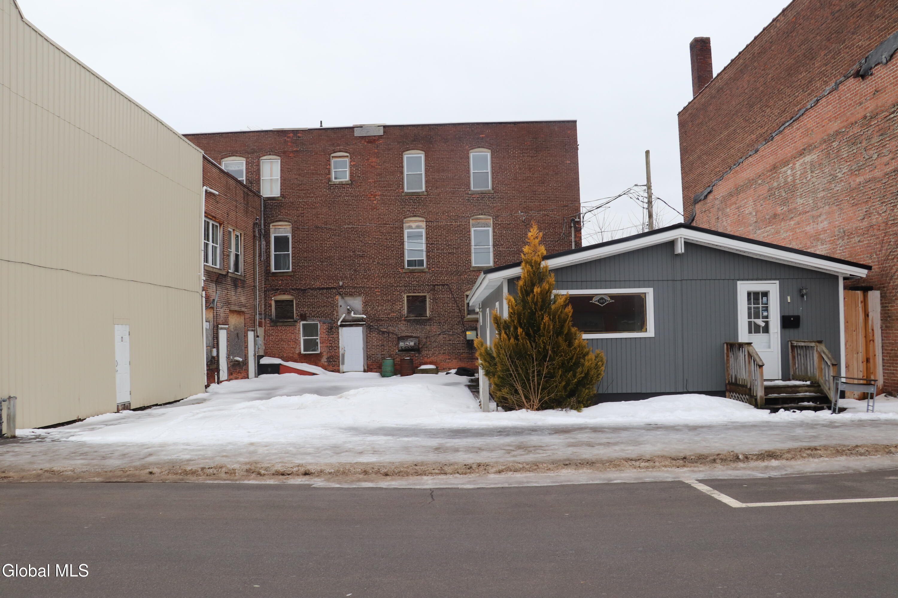 137 N Main Street Herkimer NY 13350