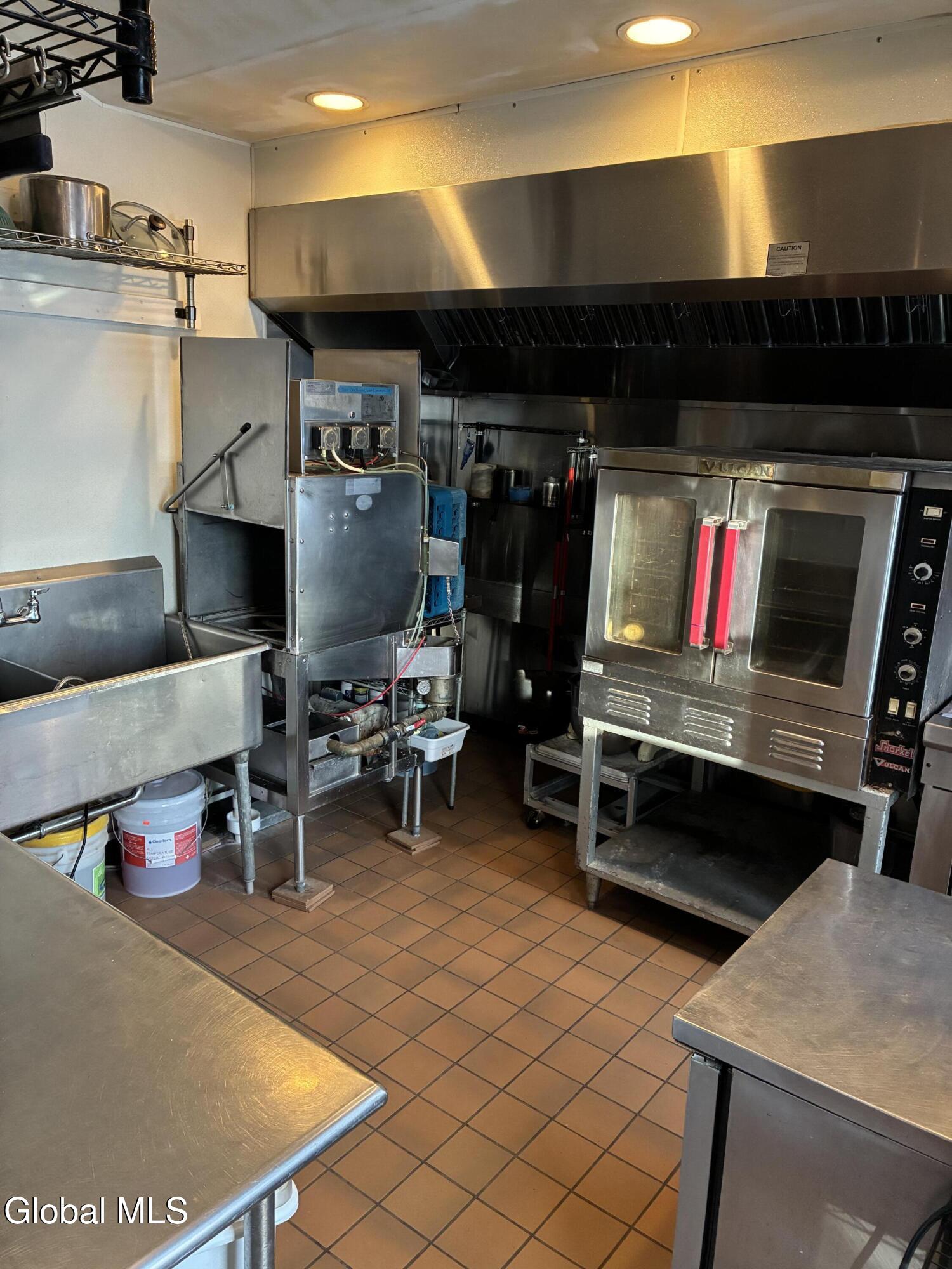 1011-1015 Hoosick Road Troy NY 12180