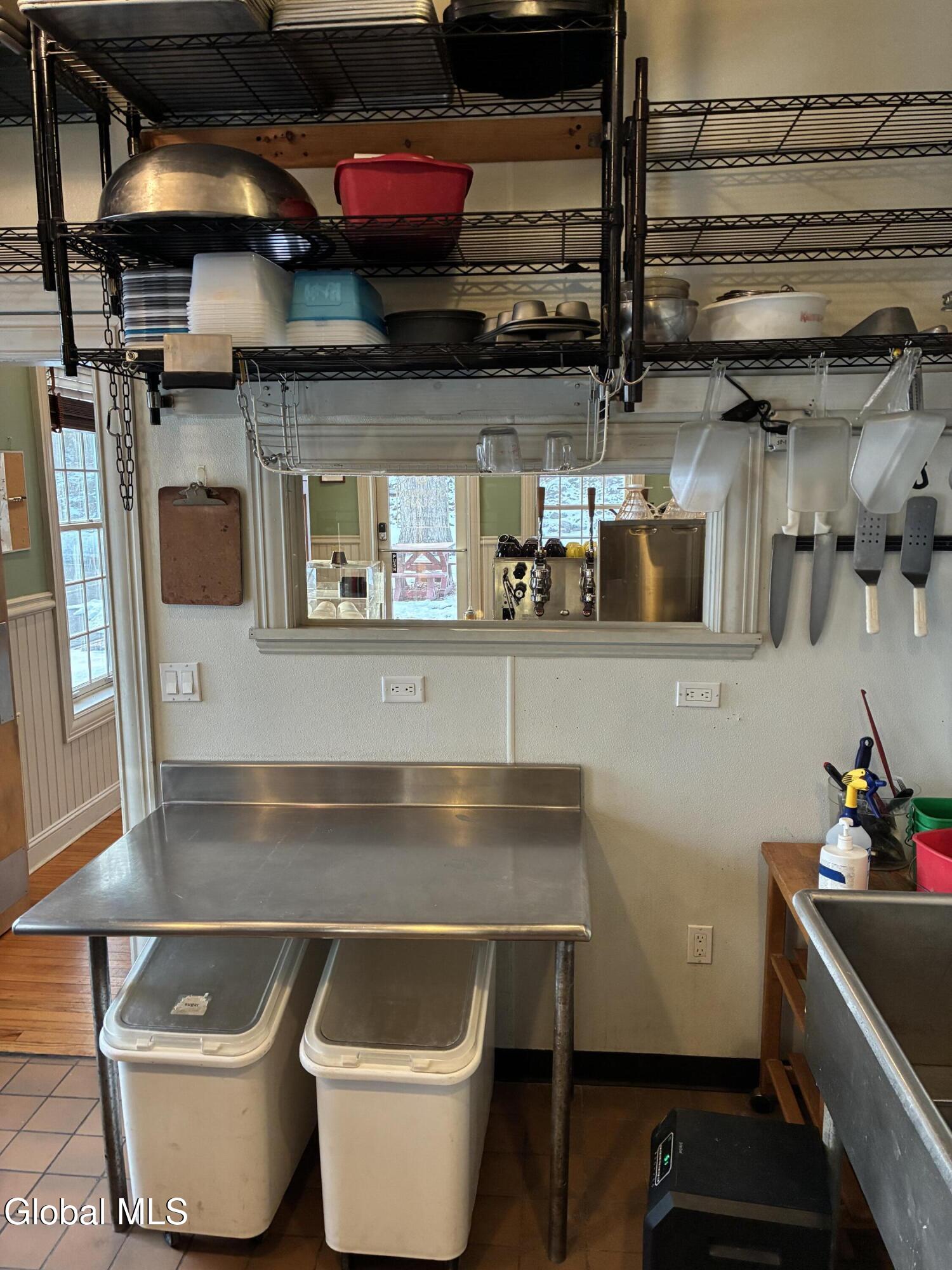 1011-1015 Hoosick Road Troy NY 12180