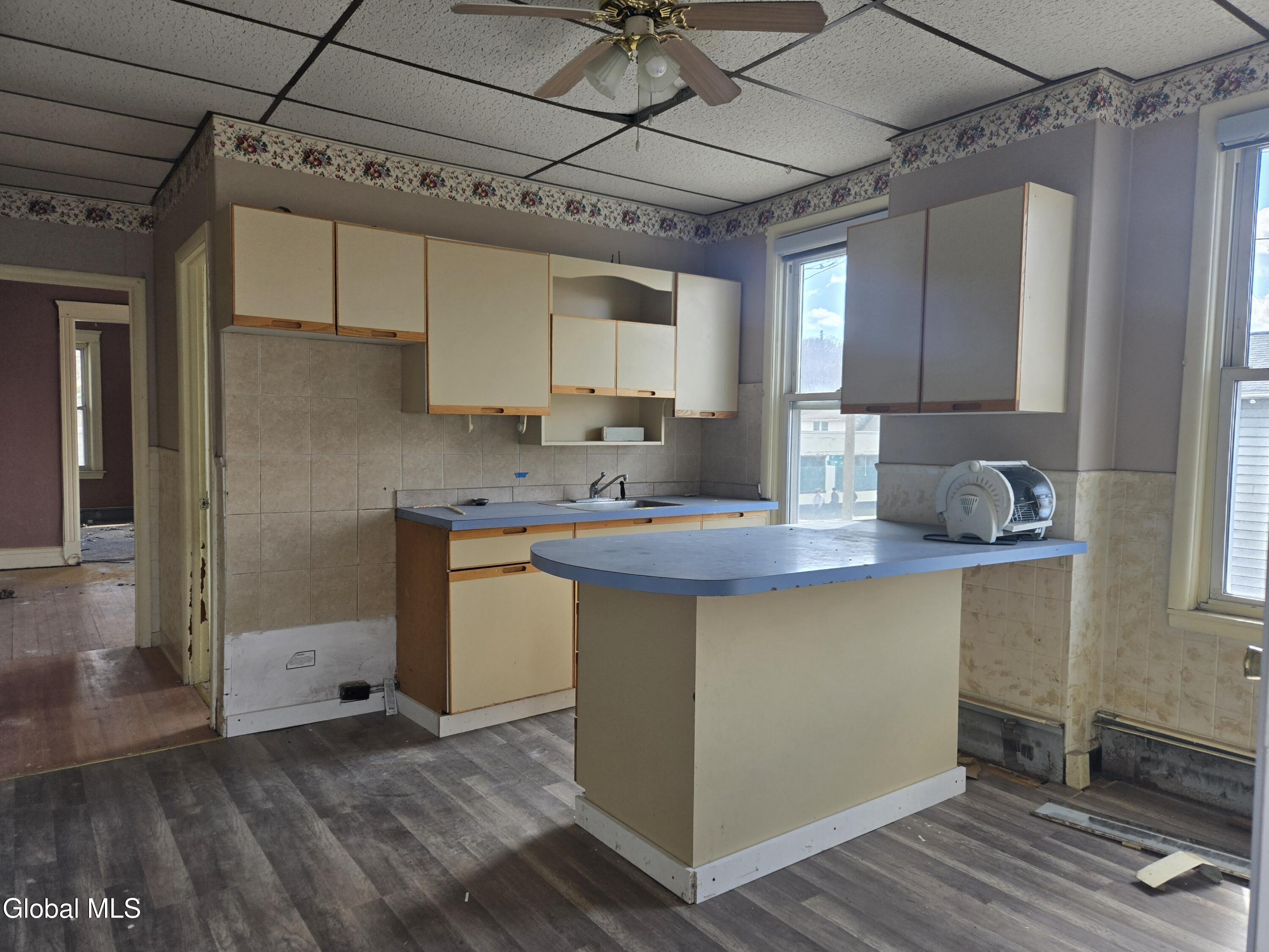 793 5th Avenue Troy NY 12182