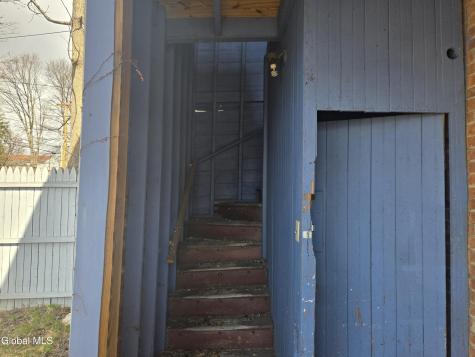 793 5th Avenue Troy NY 12182