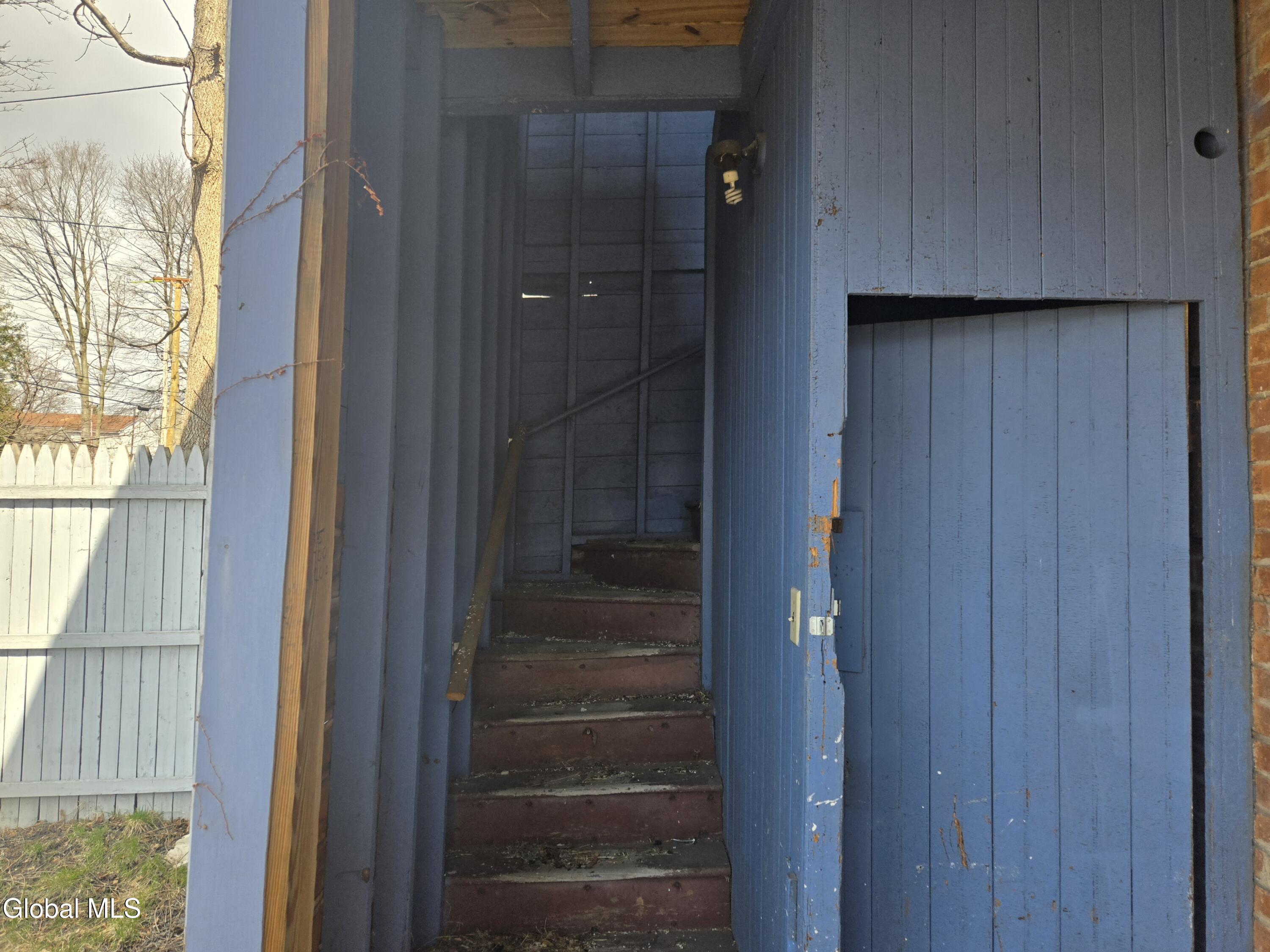 793 5th Avenue Troy NY 12182