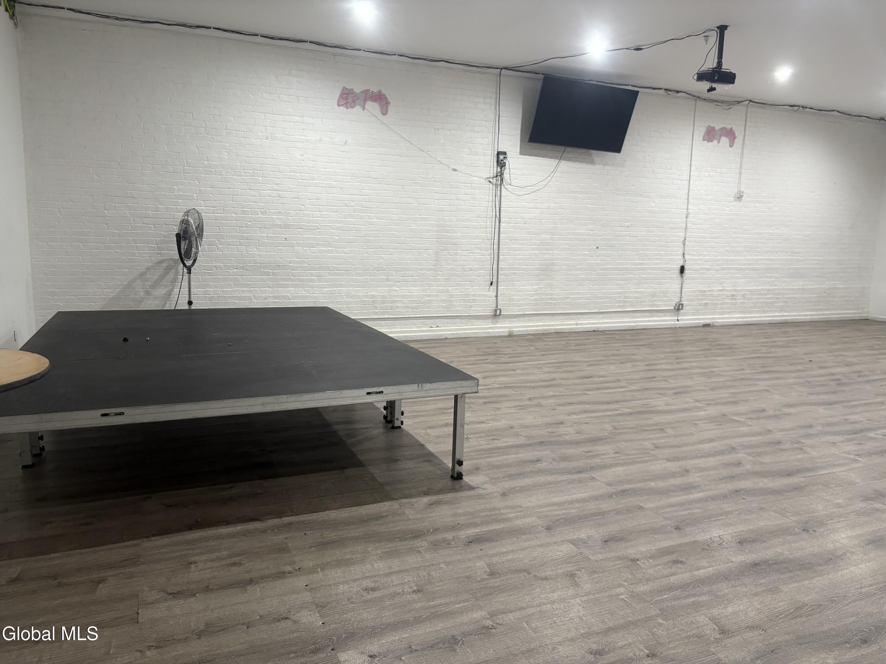 261 Central Avenue Albany NY 12206