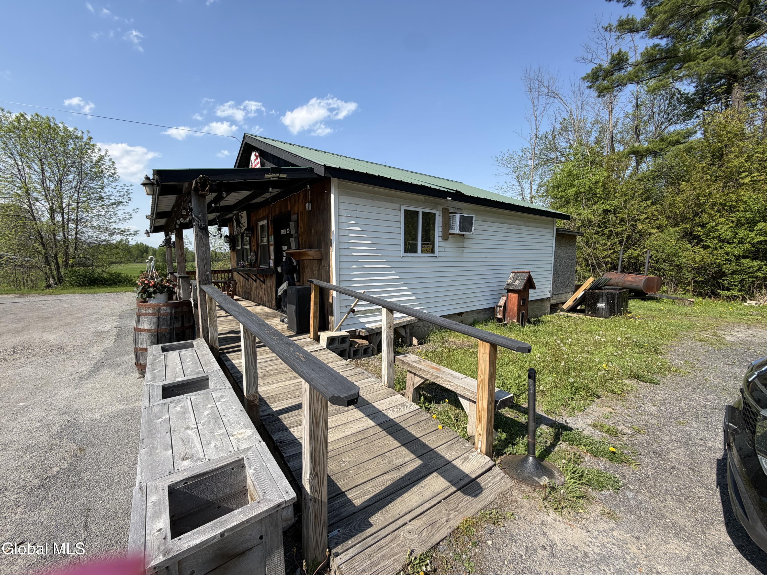 3362 Nys Route 9n Crown Point NY 12928