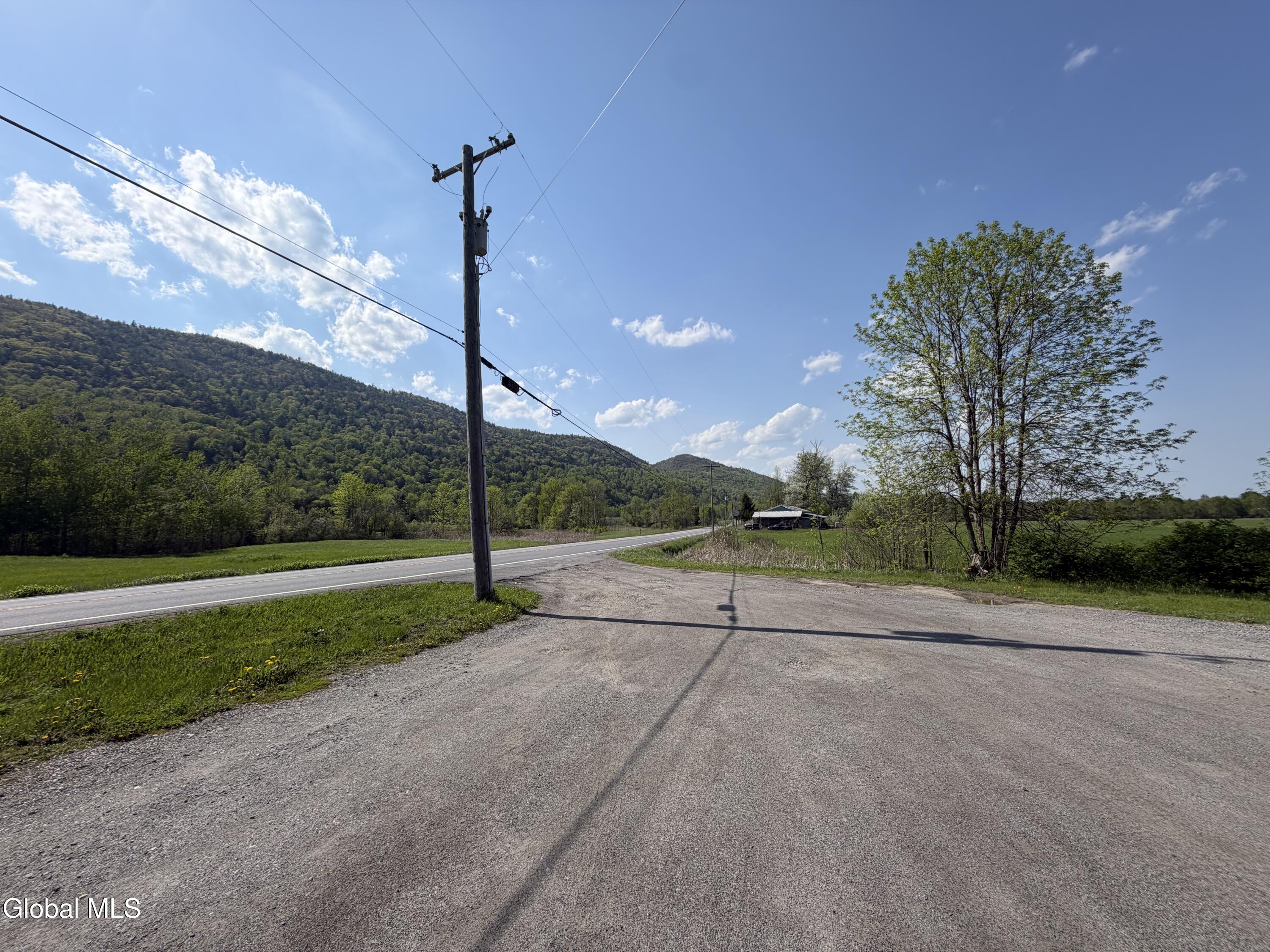 3362 Nys Route 9n Crown Point NY 12928