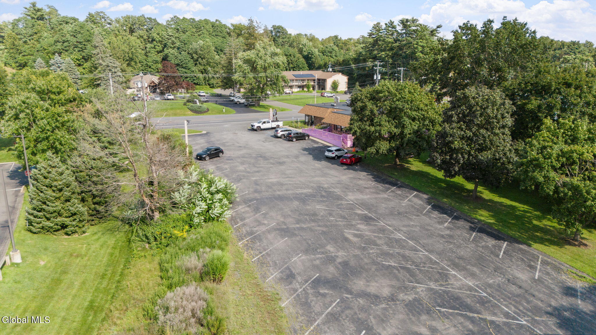 1742 Us-9 Clifton Park NY 12065