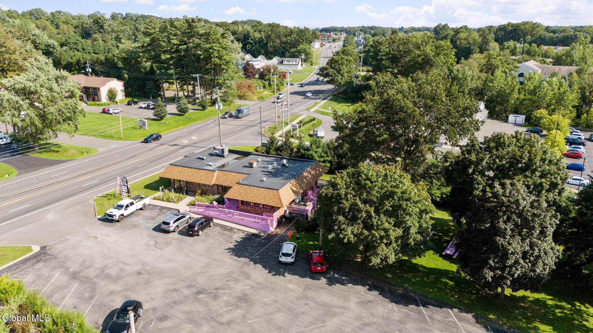 1742 Us-9 Clifton Park NY 12065