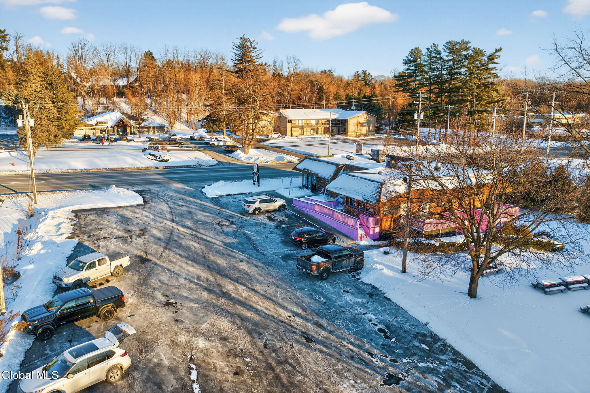 1742 Us-9 Clifton Park NY 12065