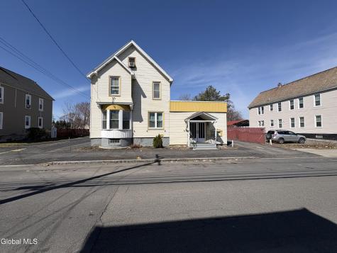 322 Hulett Street Schenectady NY 12307