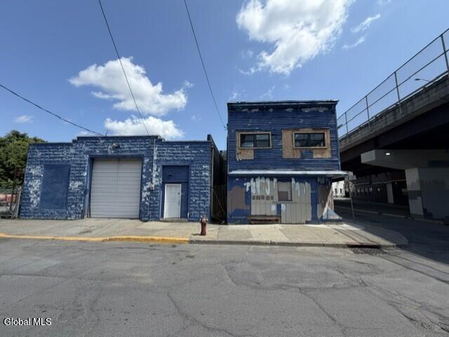 239 Elk Street Albany NY 12206