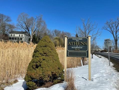 8874 Route 9w Athens NY 12015