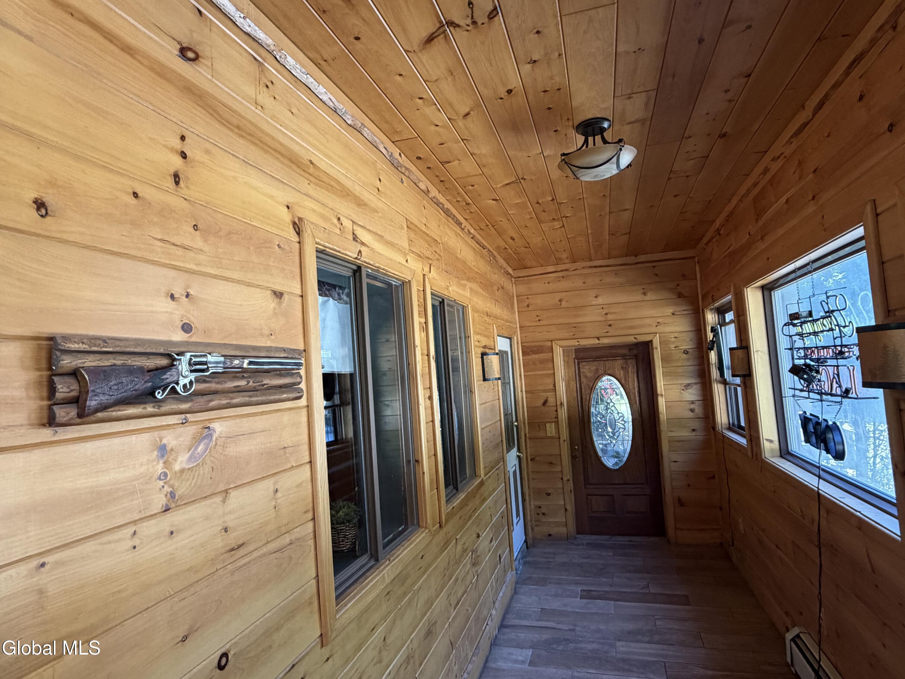 7158 U.s. Route 9 Elizabethtown NY 12932