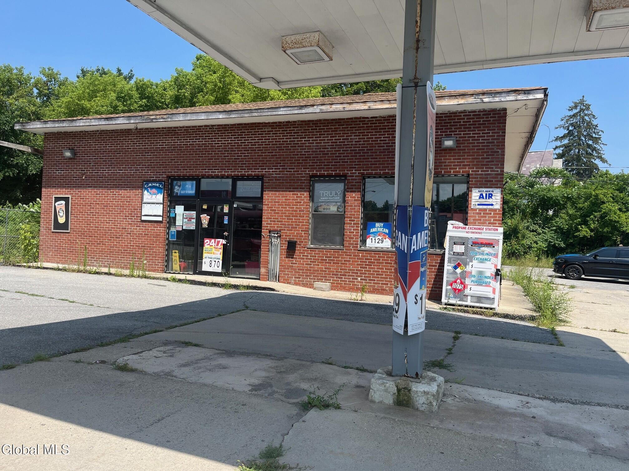 69 Montcalm Street Ticonderoga NY 12883