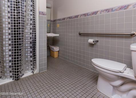 1670 Columbia Turnpike Castleton NY 12033