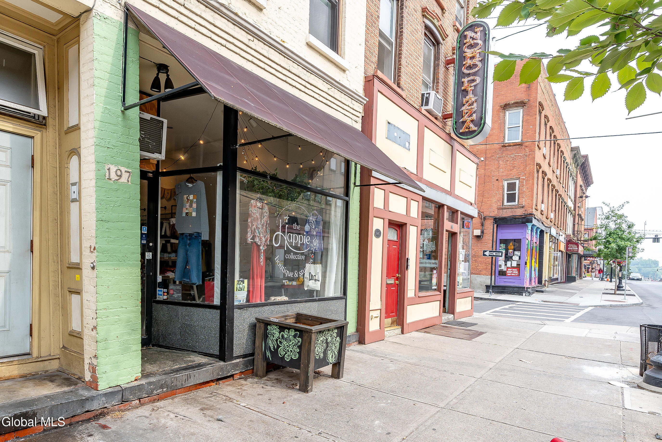 197 Lark Street Albany NY 12210