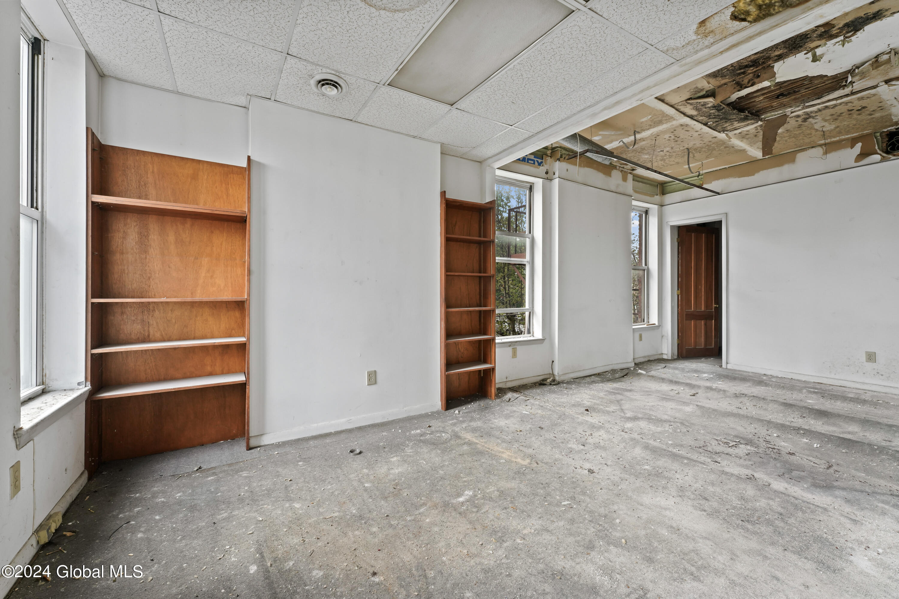 558 Madison Avenue Albany NY 12208