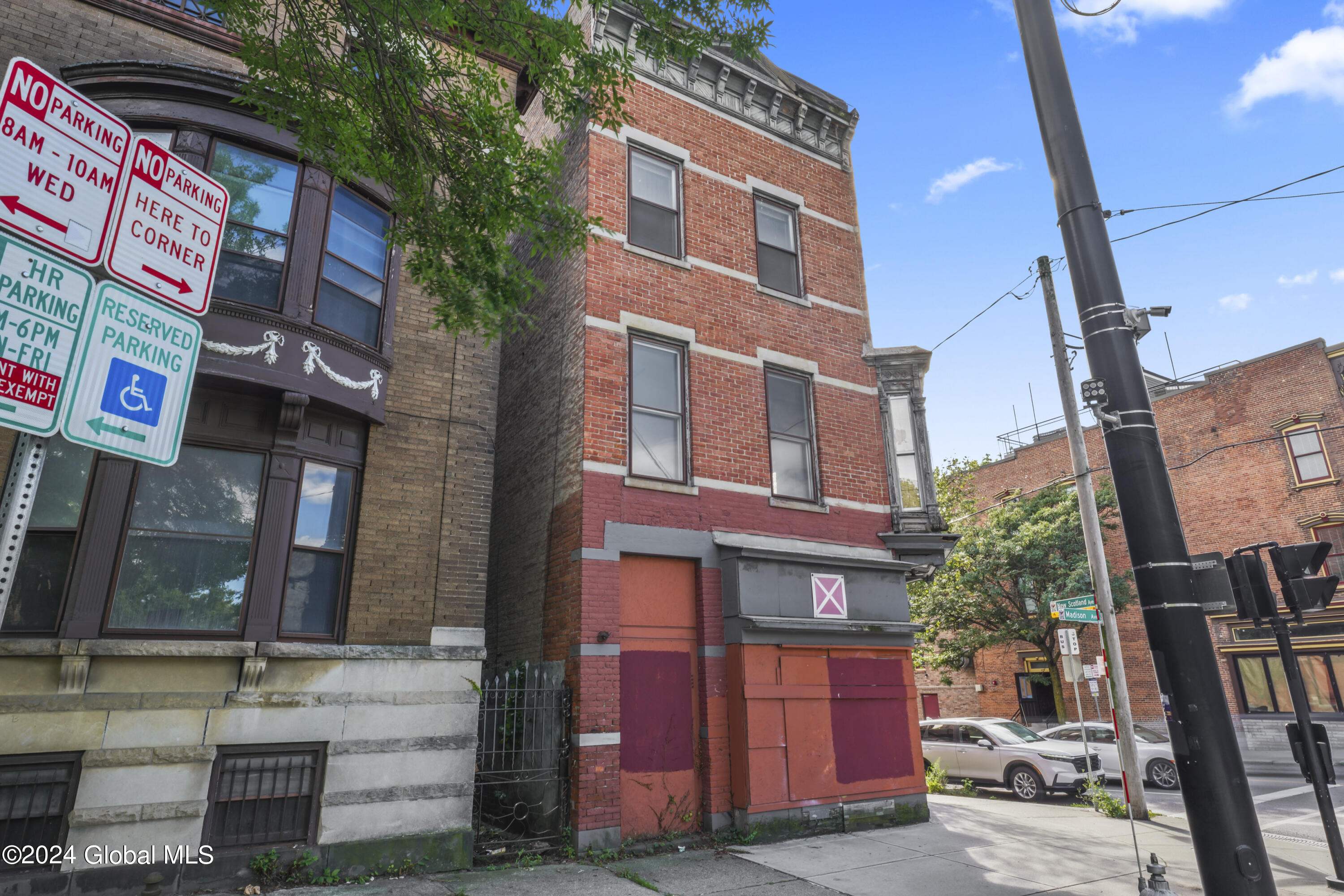 558 Madison Avenue Albany NY 12208