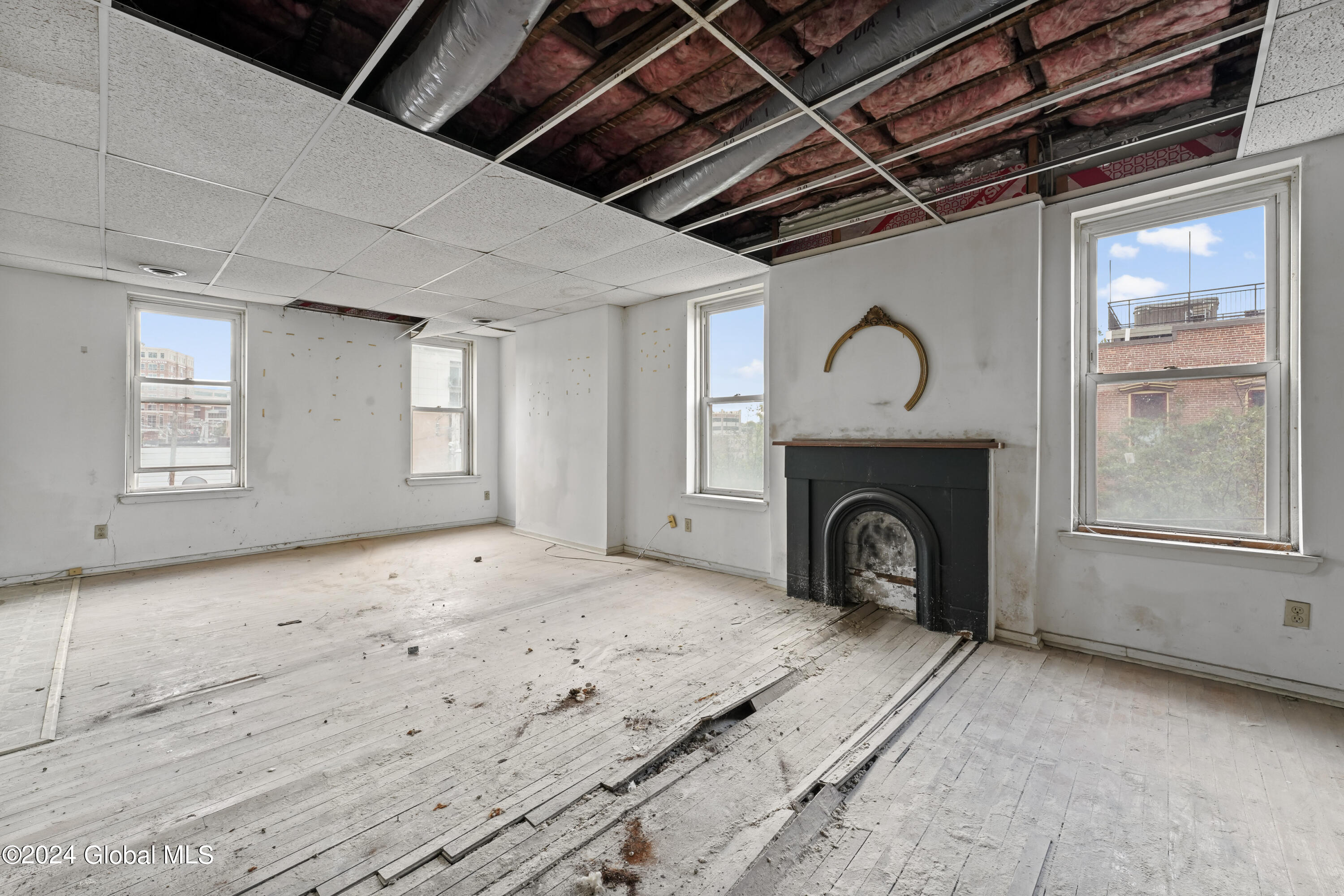 558 Madison Avenue Albany NY 12208