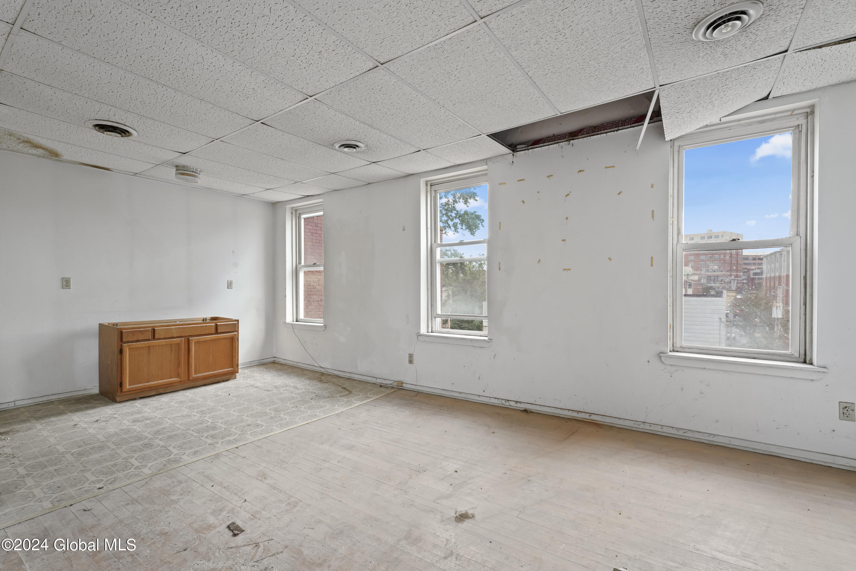 558 Madison Avenue Albany NY 12208
