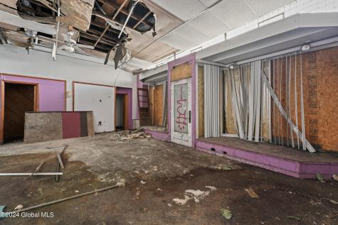 558 Madison Avenue Albany NY 12208